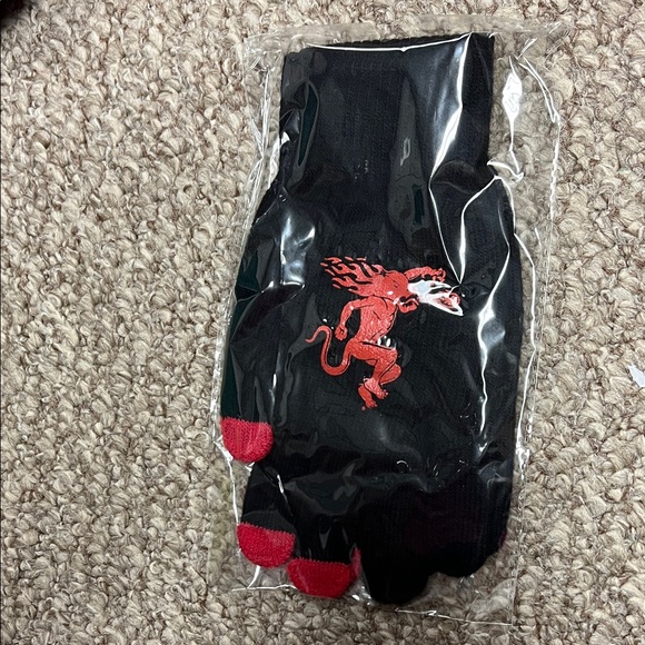 NIB unisex Fireball Whiskey Tech Gloves - Picture 1 of 4